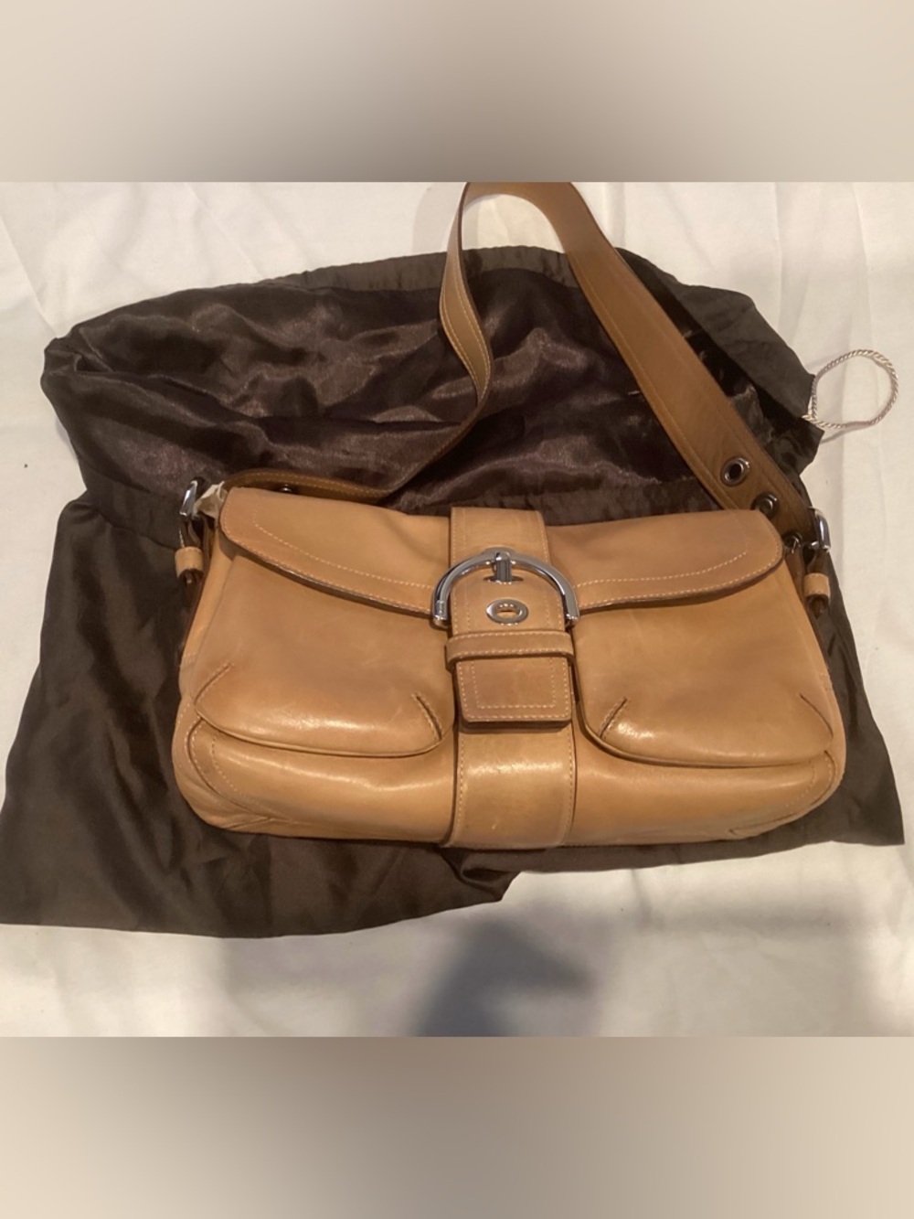 COACH Vintage Soho Double
Pocket Shoulder Bag #9434 - Picture 3 of 11